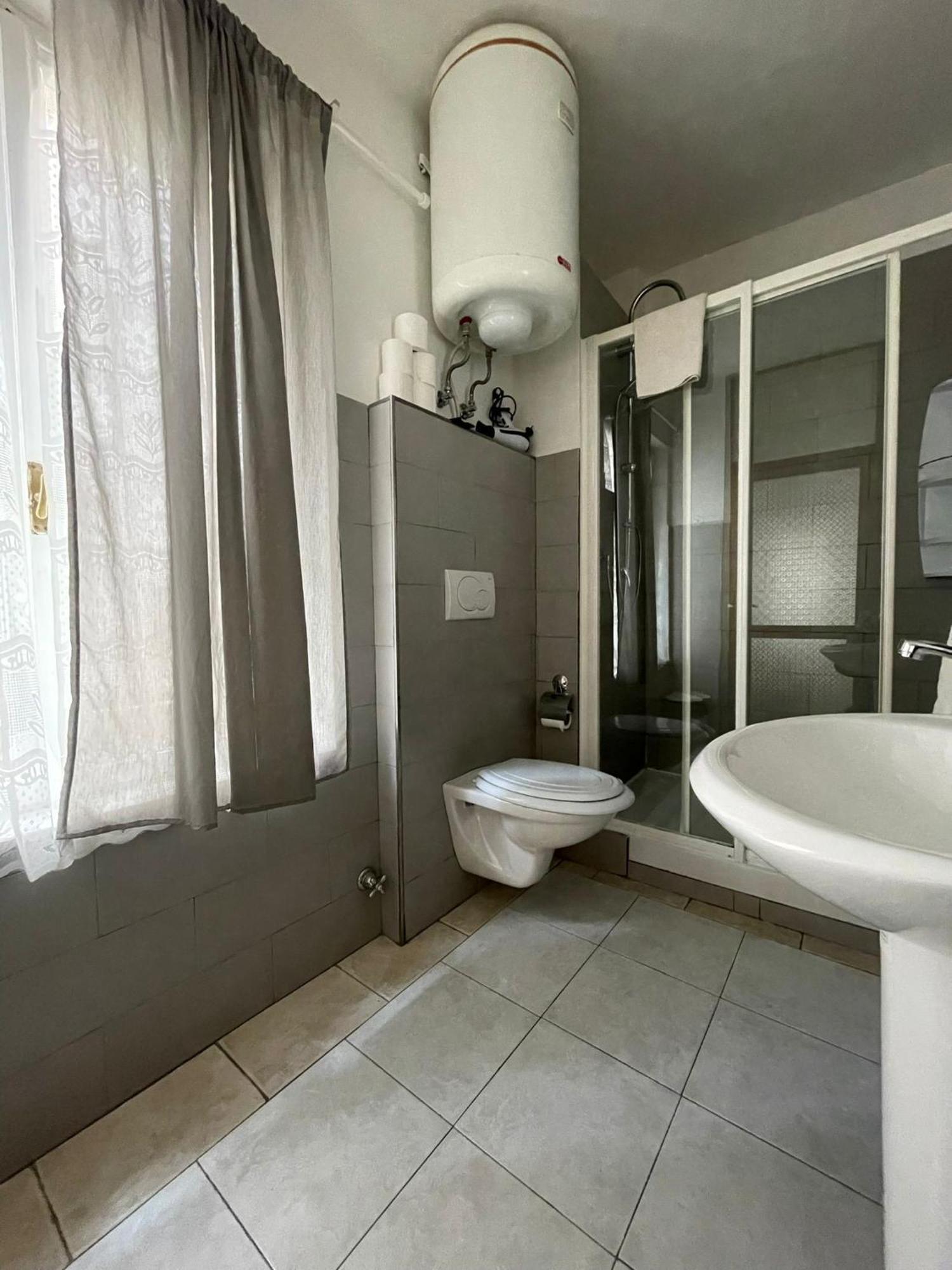 Vecchia Riva Aparthotel Rom bilde