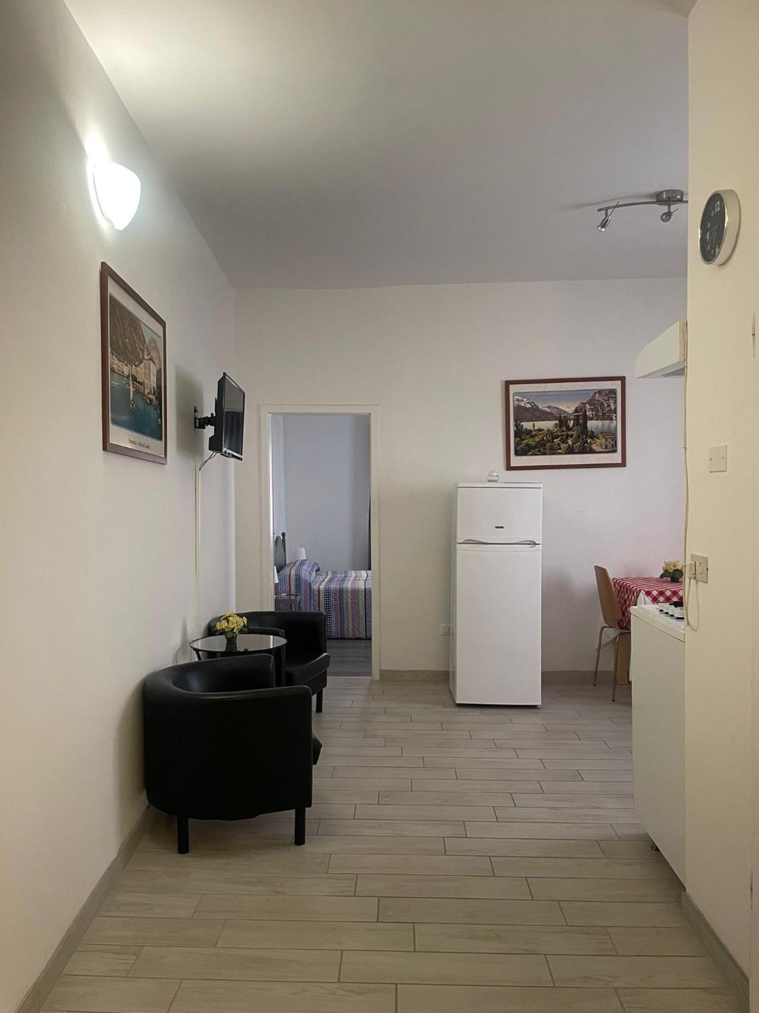 Vecchia Riva Aparthotel Rom bilde